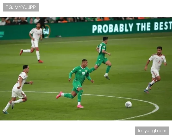 贝蒂斯任意球战术破局,高效定位球成进攻利器 贝蒂斯任意球战术破局,高效定位球成进攻利器