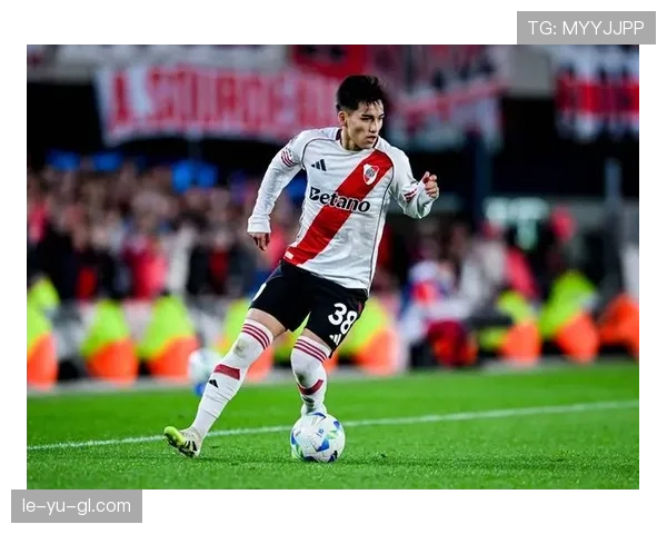 阿尔瓦雷斯河床爆发赛季：南美顶级数据解析