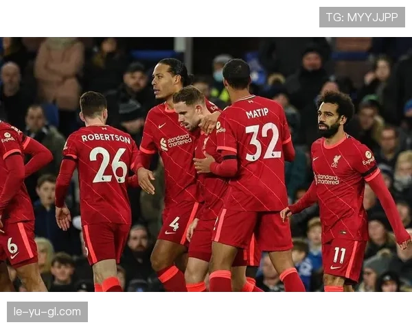 利物浦进攻越打越窄,战术效率受限拖累整体表现,联赛争冠形势受考验 利物浦进攻越打越窄,战术效率受限拖累整体表现,联赛争冠形势受考验