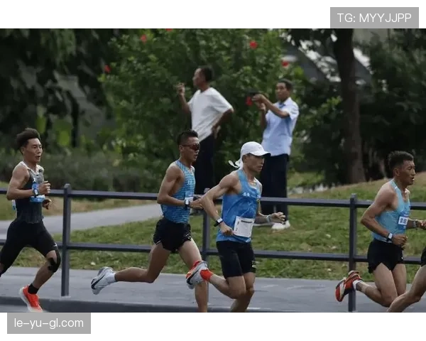 吴向东训练完直接去菜市场砍价? 吴向东训练完直接去菜市场砍价?